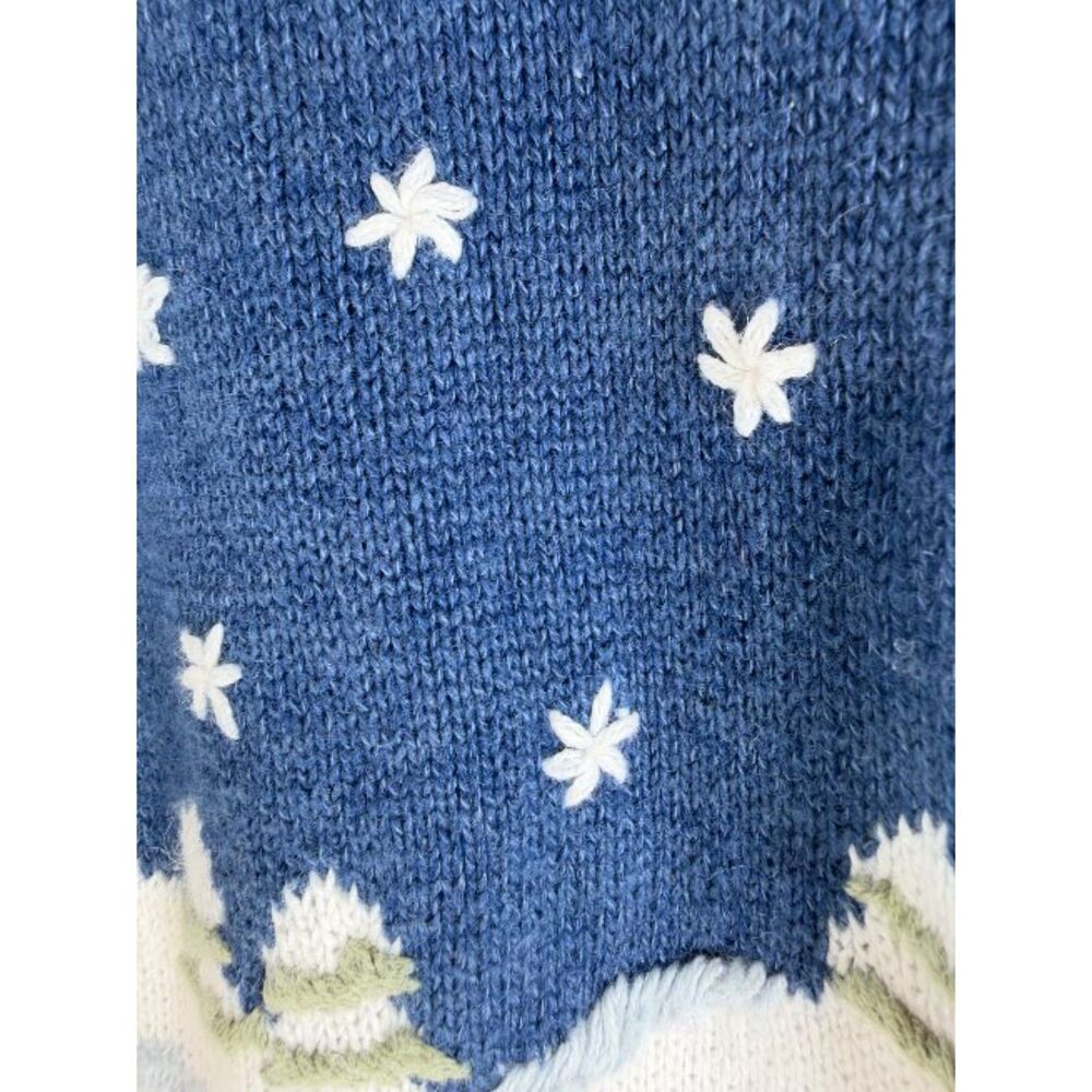 Christopher & Banks Women's XL Winter Scene Hand Embroidered Cardigan Sweater EC - Picture 3 of 11